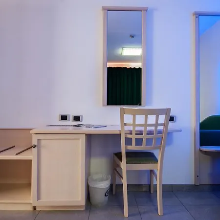 Hotel Orange Vergiate